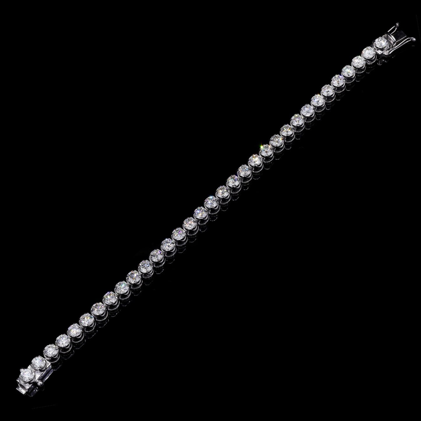 BR165(0.31CTS POINTERS)